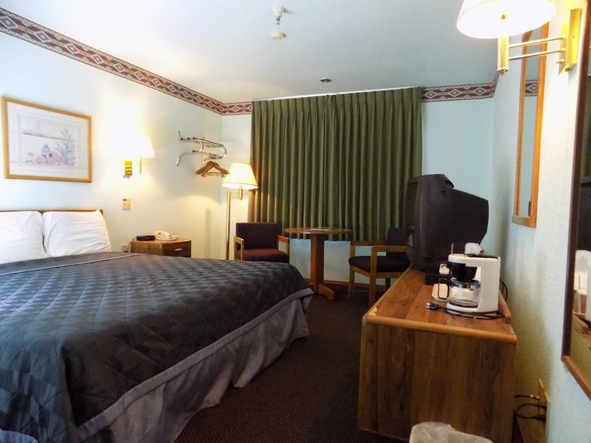 Sunset Inn Tucumcari Nm Exterior foto